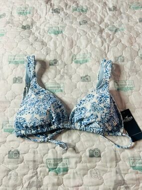 Hollister Blue & White Floral Triangle Bikini Top